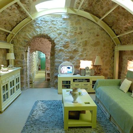 St. George Sykoussis Traditional Residence Agios Georgios Sykousis Pokoj fotografie