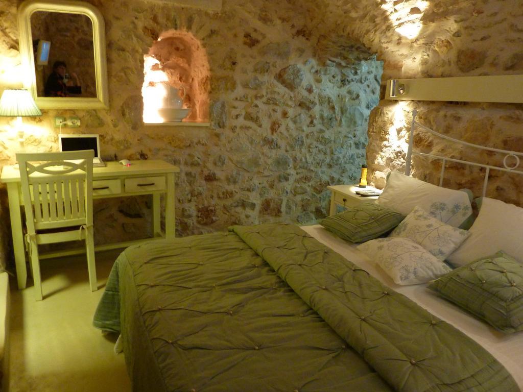 St. George Sykoussis Traditional Residence Agios Georgios Sykousis Pokoj fotografie